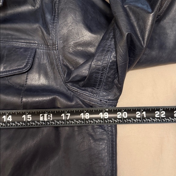 Sundance Blue 100% Leather Moto Jacket size Medium. - Picture 4 of 5